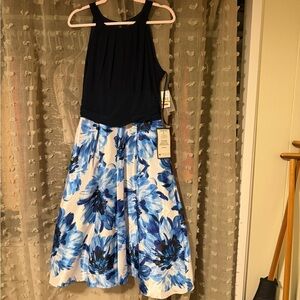 SLNY Navy and White Floral Dress